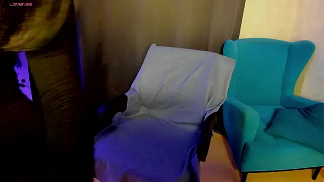 little  isabel online show from May 20, 1:35 am