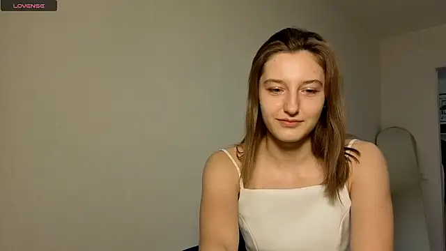 AvelinaSchepp online show from March 8, 5:27 pm