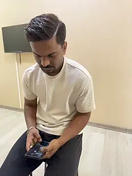 Snapshot of bhagihero chatting on February 14, 7:41 am bhagihero online show from February 14, 7:41 am