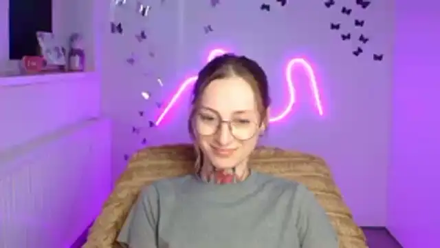 Esmi Winter online show from March 23, 12:27 pm