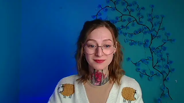 Esmi Winter online show from March 10, 6:50 am