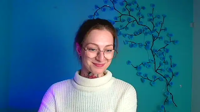 Esmi Winter online show from March 15, 12:23 pm