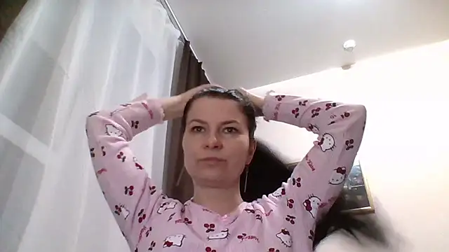 Clover Shine online show from February 19, 5:21 pm