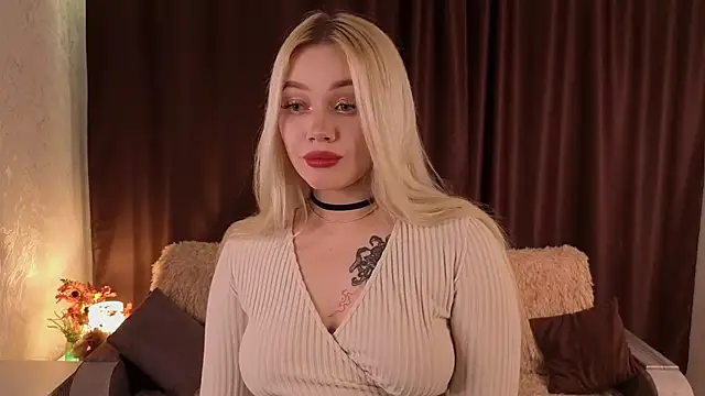 lucyirl online show from March 14, 5:08 pm