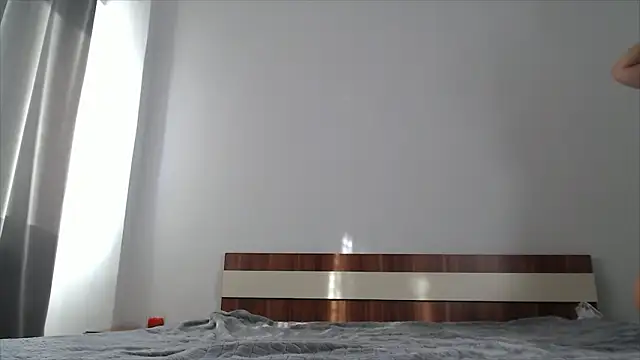 JulyaMark online show from February 14, 7:30 am