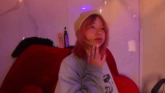 kitty gang  online show from February 16, 1:21 pm