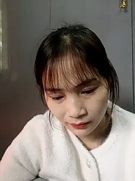 Snapshot of -Dumi- chatting on February 13, 2:00 am -Dumi- online show from February 13, 2:00 am