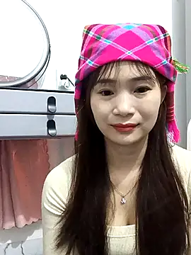 Snapshot of -Dumi- chatting on February 10, 11:37 pm -Dumi- online show from February 10, 11:37 pm