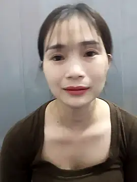 Snapshot of -Dumi- chatting on February 17, 1:30 pm -Dumi- online show from February 17, 1:30 pm