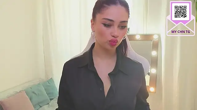 Sofia Plump online show from March 30, 9:11 am