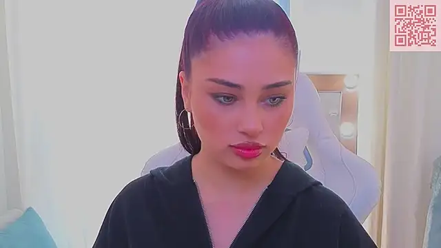 Sofia Plump online show from March 22, 10:06 am