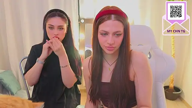 Sofia Plump online show from April 3, 8:48 pm