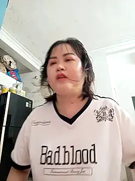 Kee-kimlee online show from April 10, 1:56 am