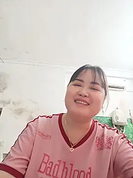 Kee-kimlee online show from June 15, 3:07 am