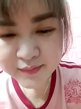 Snapshot of Kee-kimlee chatting on February 16, 2:21 am Kee-kimlee online show from February 16, 2:21 am