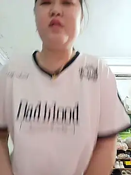 Kee-kimlee online show from June 11, 2:33 am
