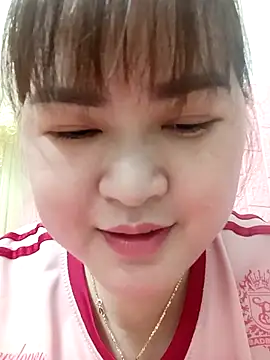 Snapshot of Kee-kimlee chatting on February 23, 3:30 am Kee-kimlee online show from February 23, 3:30 am