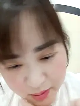 Snapshot of Kee-kimlee chatting on February 20, 12:51 pm Kee-kimlee online show from February 20, 12:51 pm