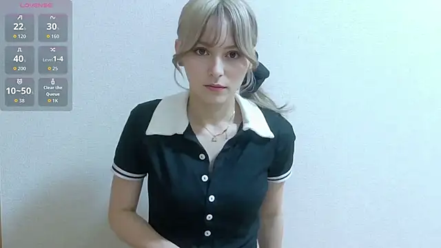 Snapshot of e_ri_ka93 chatting on July 17, 1:19 pm e ri ka93 online show from July 17, 1:19 pm