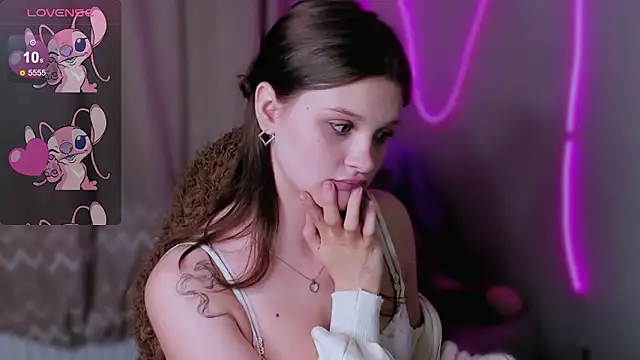 GoldeEva online show from February 24, 4:57 am