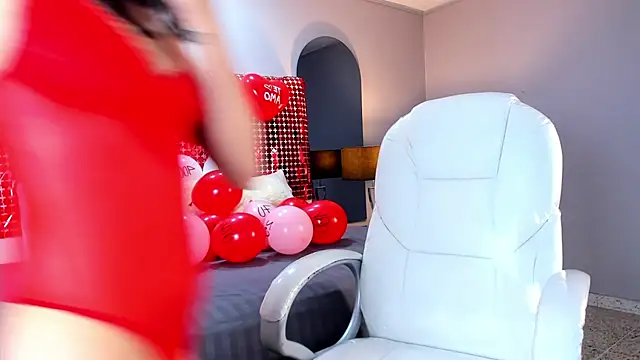 ChloeStars  online show from February 14, 6:19 pm