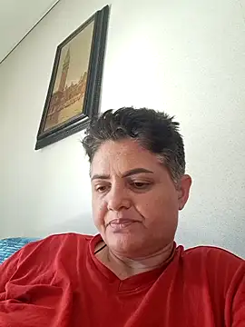 Snapshot of Sony28v chatting on June 23, 6:44 am Sony28v online show from June 23, 6:44 am