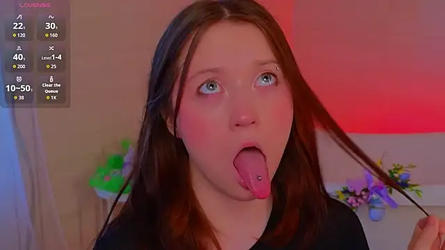 MmollyMay online show from March 31, 9:55 am