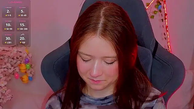 MmollyMay online show from March 30, 10:28 am