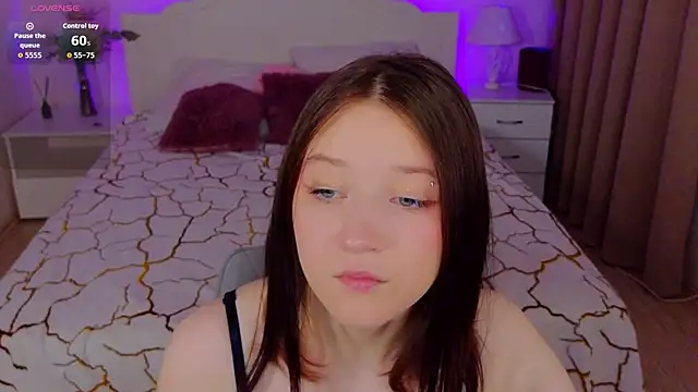 MmollyMay online show from March 15, 10:22 am