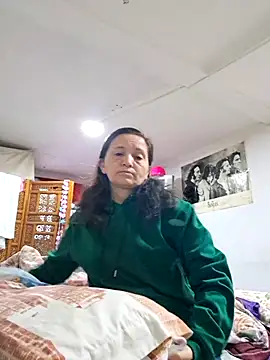 Alexamontiel  online show from February 19, 11:51 am