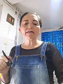 Alexamontiel  online show from March 1, 10:43 pm