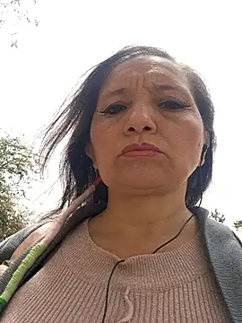 Alexamontiel  online show from April 9, 5:19 pm