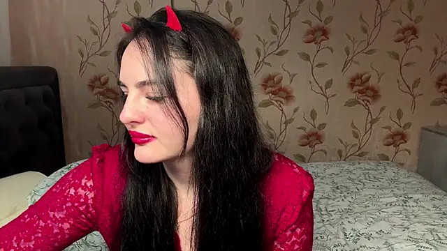 Snapshot of charmybae chatting on March 1, 3:45 pm charmybae online show from March 1, 3:45 pm