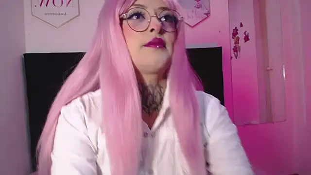 DakotaRouse1 online show from March 29, 11:45 am