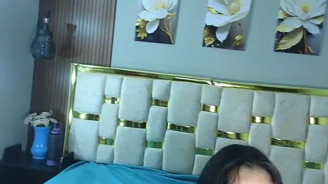  angela45cute online show from April 13, 3:54 am