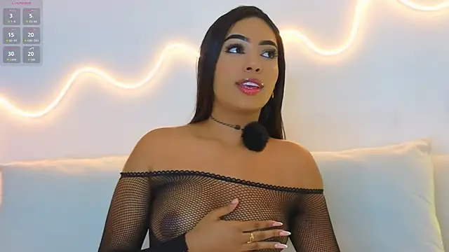 Alyssa bunnyx online show from May 5, 3:09 am