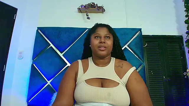 AlexaRousse4u online show from May 15, 11:03 pm