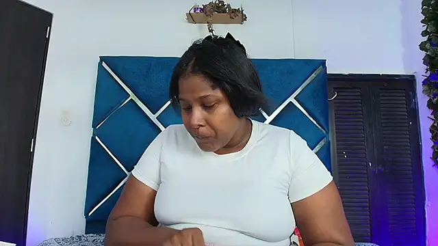 AlexaRousse4u online show from June 6, 10:26 pm