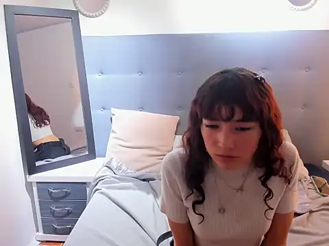 Lola lopezx online show from February 10, 8:41 pm