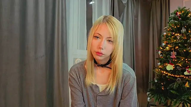 UWU flower online show from February 16, 1:32 pm