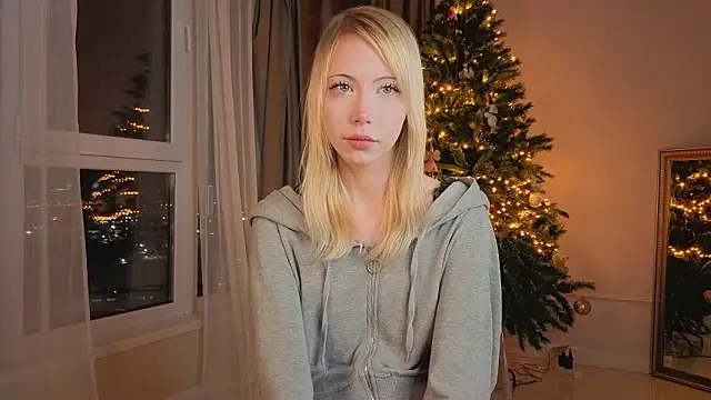 UWU flower online show from February 17, 1:41 pm