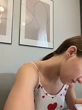  Patricia P online show from April 5, 5:58 am