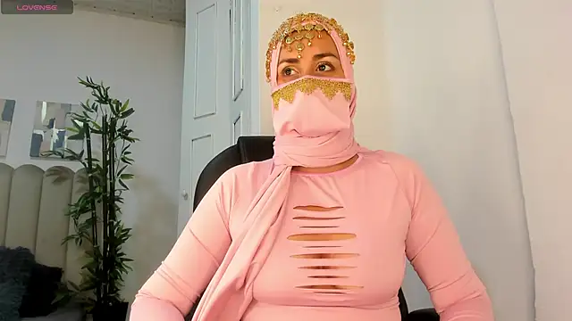 Sahar Salib online show from February 14, 7:03 pm