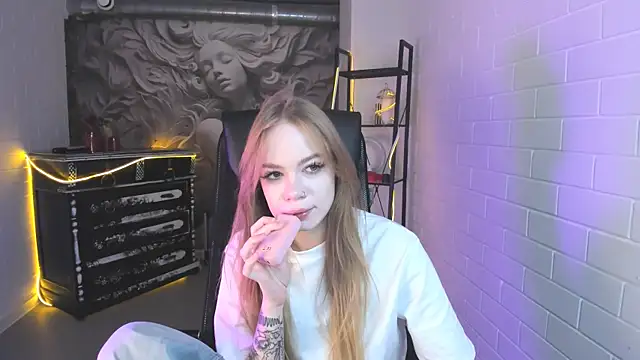 Snapshot of AmyNox chatting on July 11, 9:09 am AmyNox online show from July 11, 9:09 am
