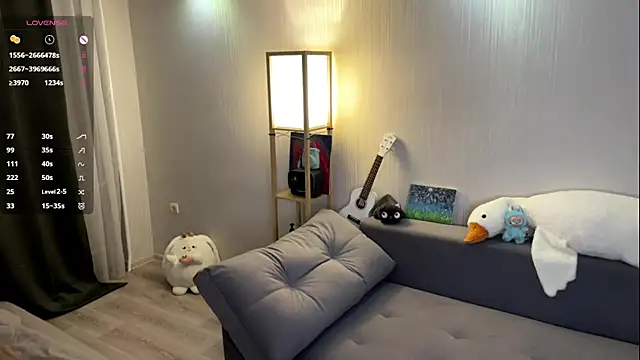 Mirrrra1 online show from March 29, 8:10 pm