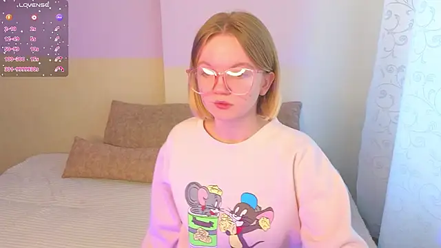 StellaBunny online show from March 3, 4:08 am