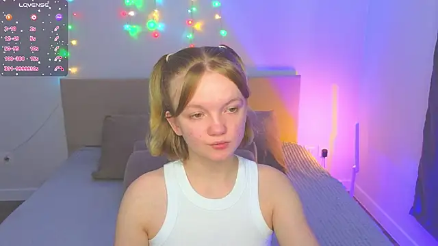 StellaBunny online show from March 25, 4:12 am