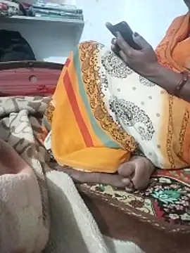 Snapshot of playboy4021 chatting on February 21, 4:42 pm playboy4021 online show from February 21, 4:42 pm