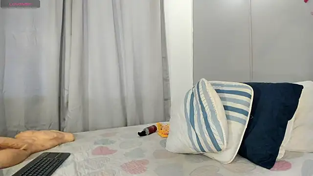 Britanny W online show from April 9, 7:20 pm