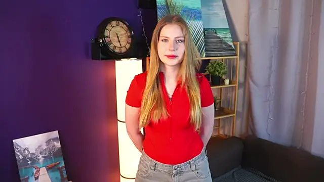 Snapshot of CharityKhamo chatting on February 15, 3:29 am CharityKhamo online show from February 15, 3:29 am